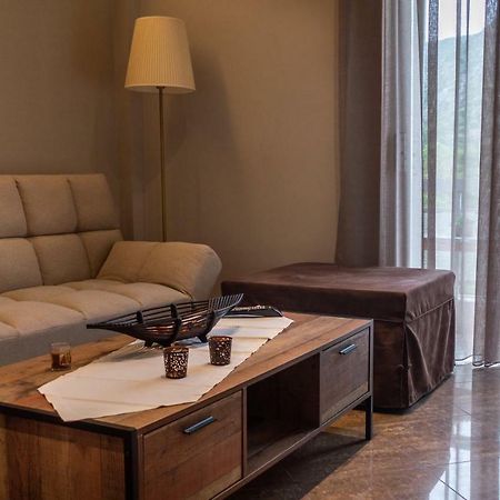 Maltezos Rooms Méthana Exterior foto
