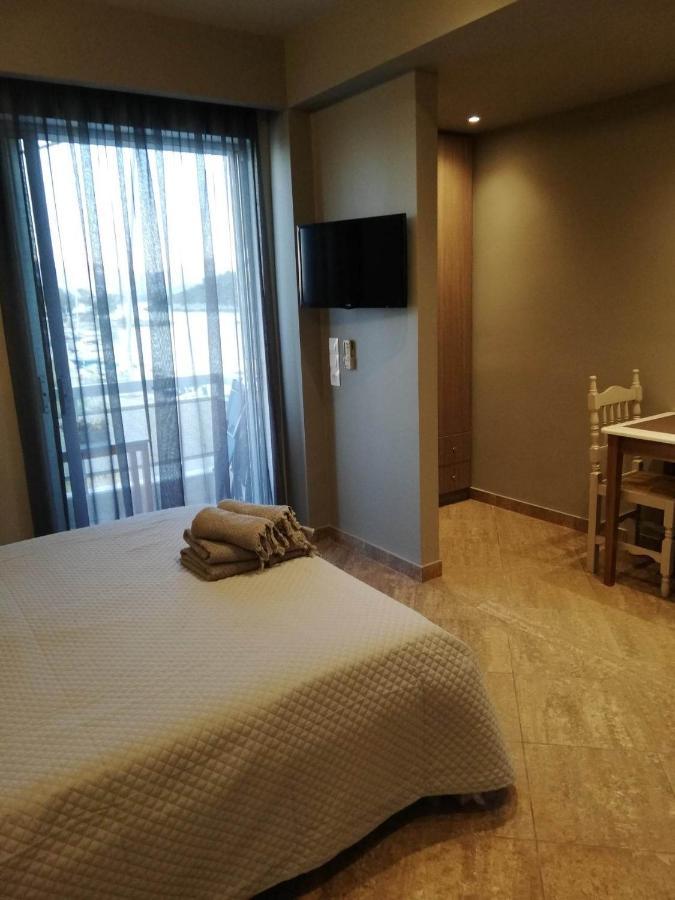 Maltezos Rooms Méthana Exterior foto