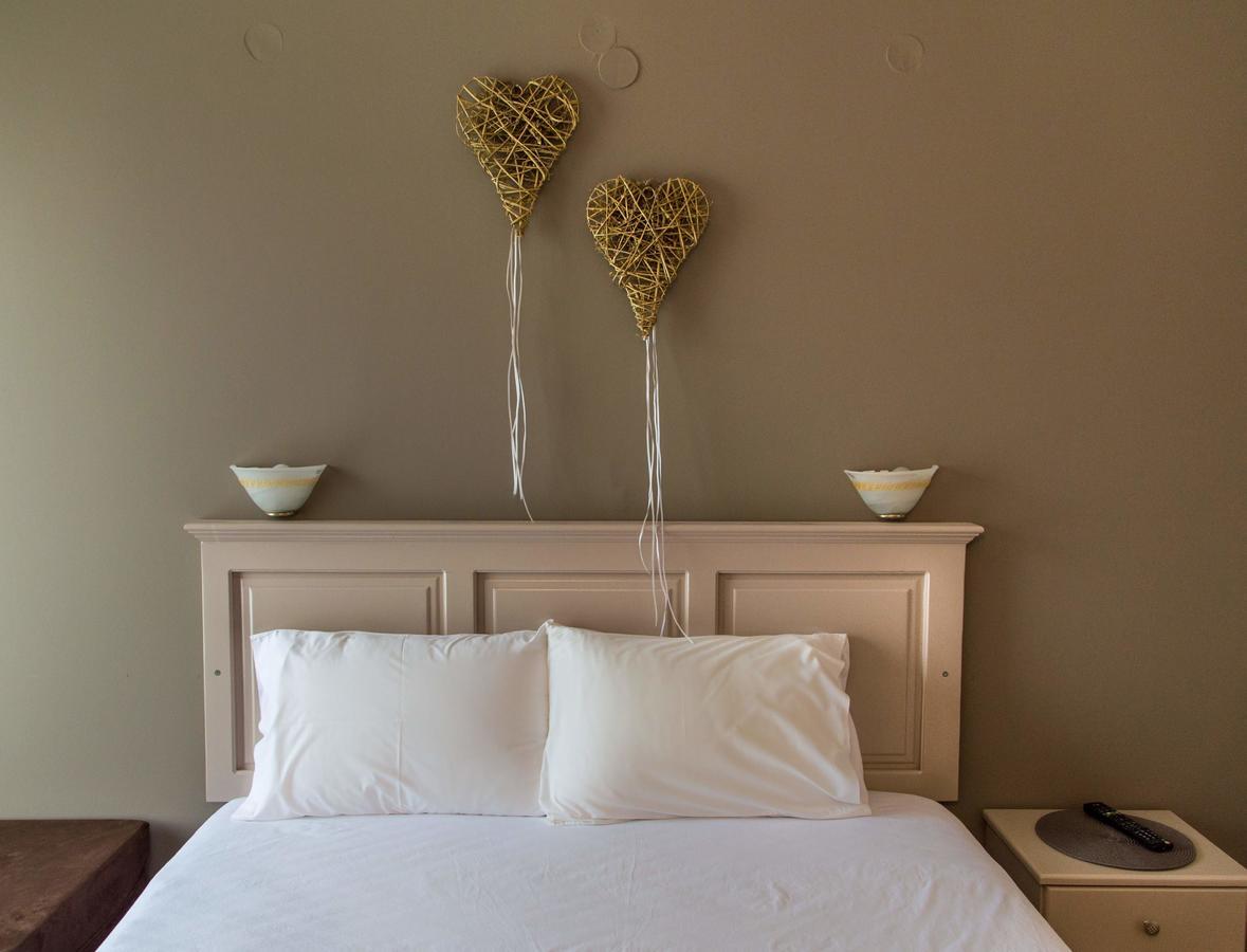 Maltezos Rooms Méthana Exterior foto