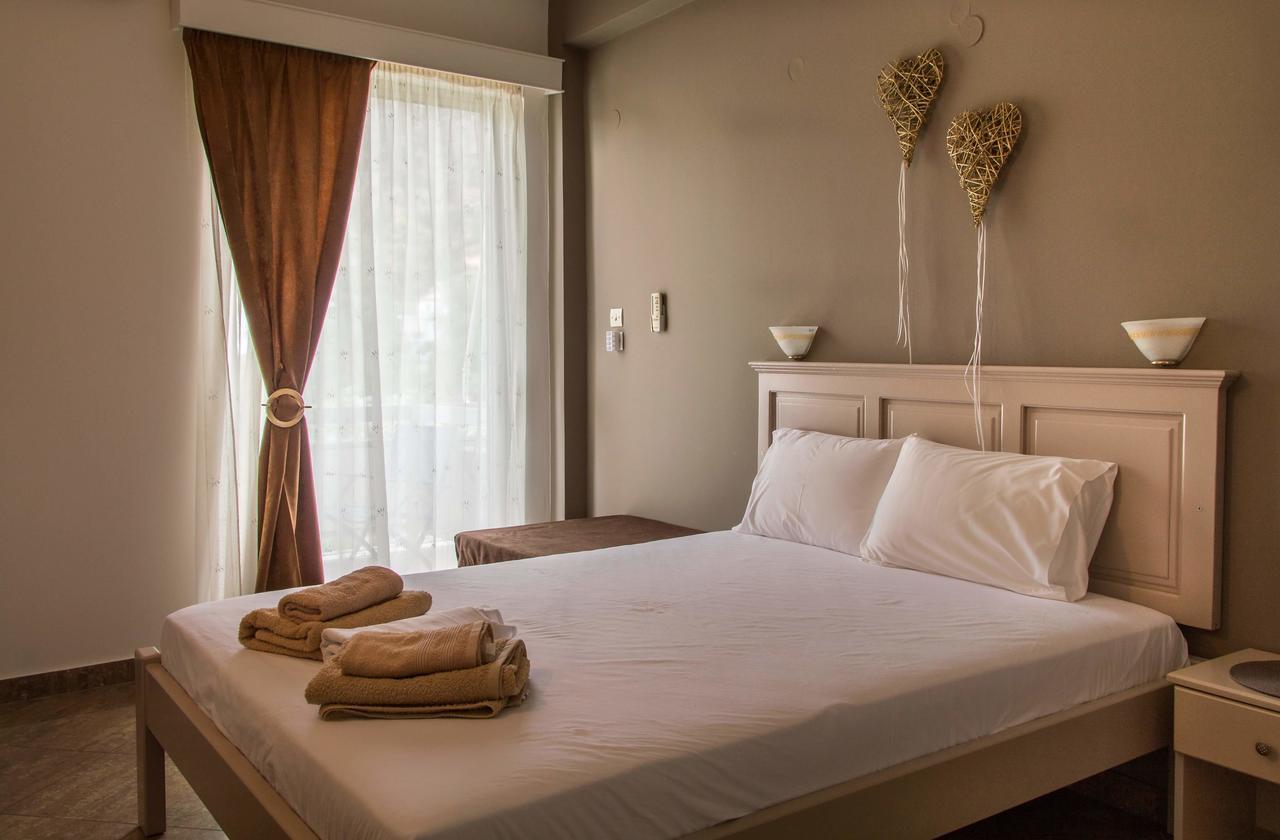 Maltezos Rooms Méthana Exterior foto